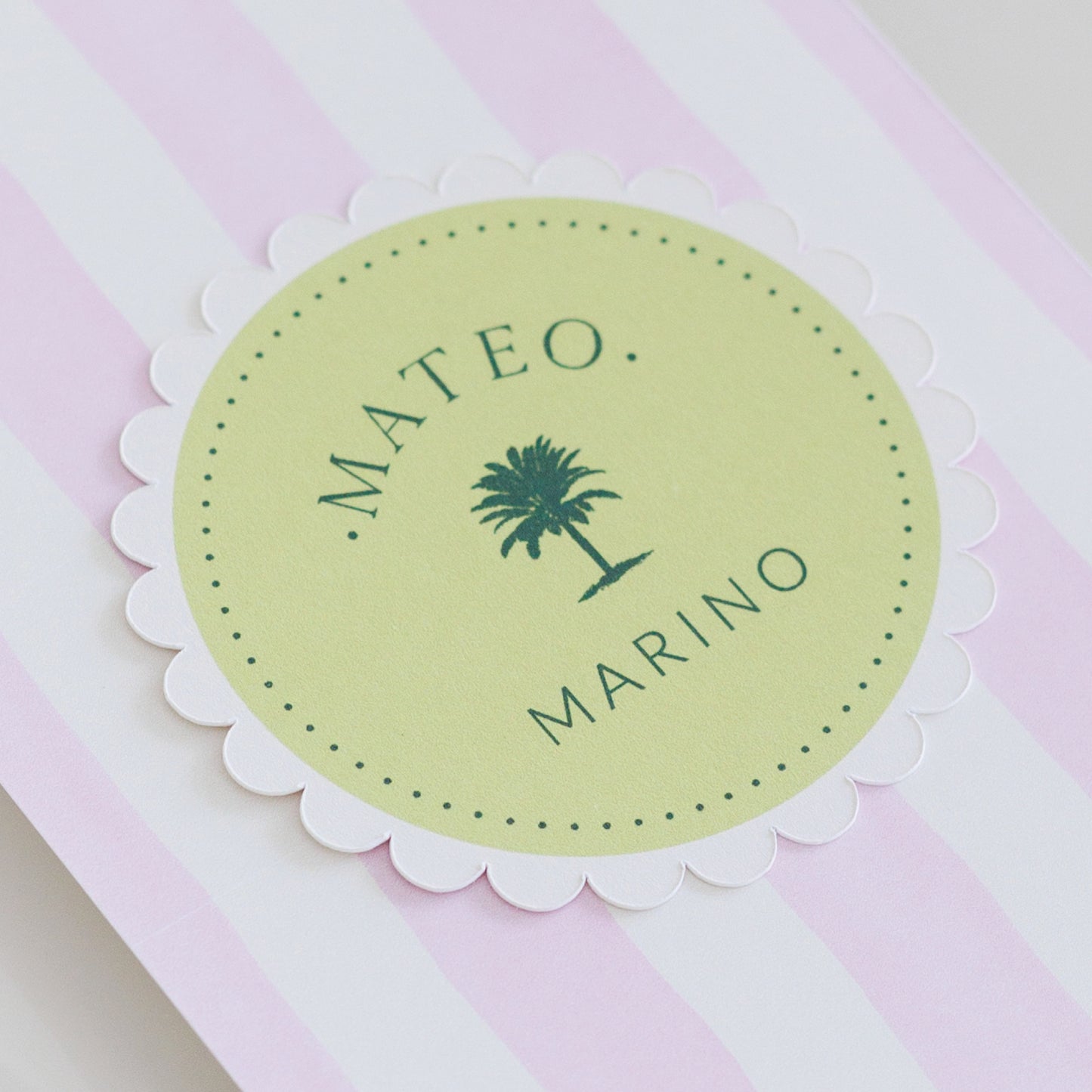 Amelie Collection - Scalloped Edge Paper Place Card