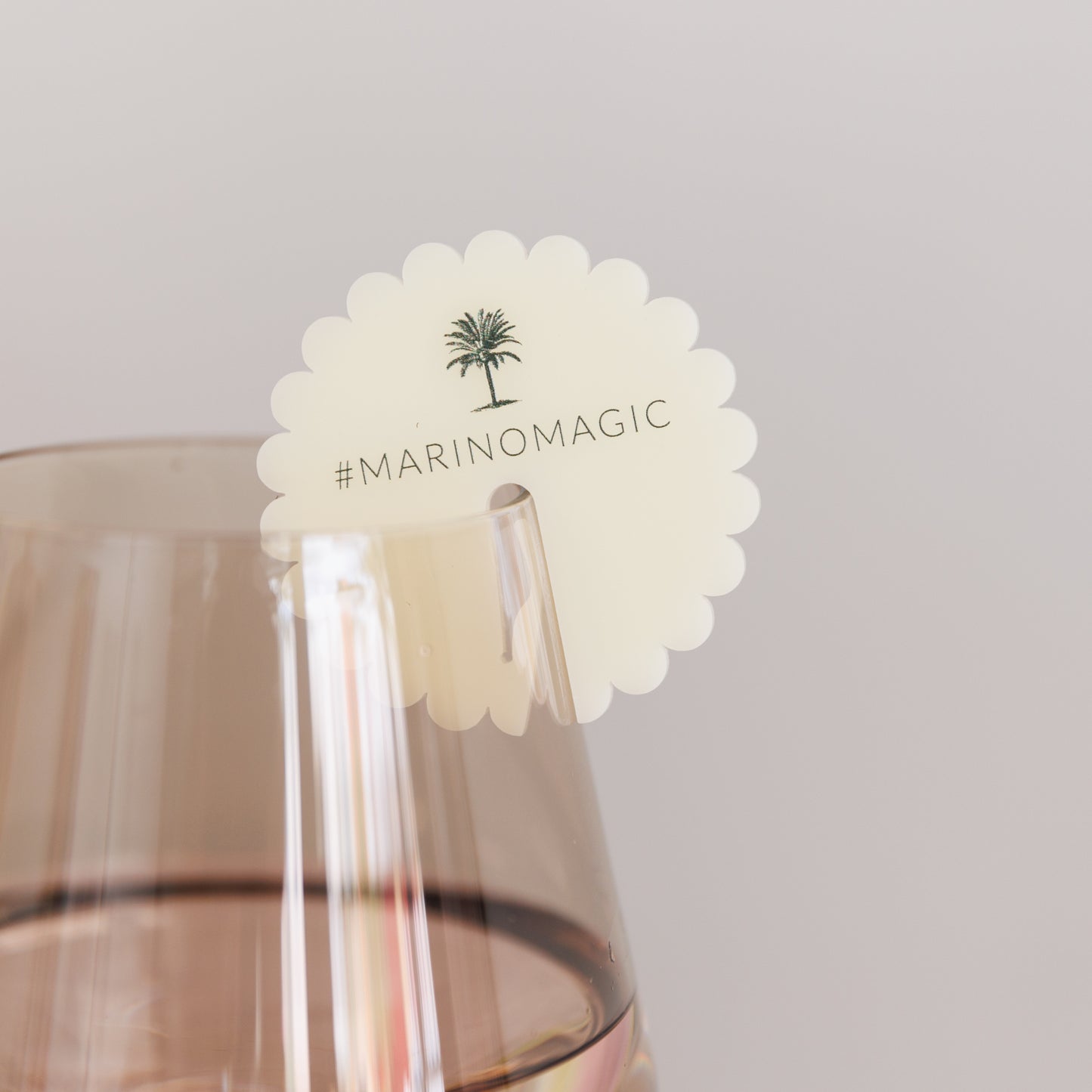 Amelie Collection - Scalloped Edge Drink Hang